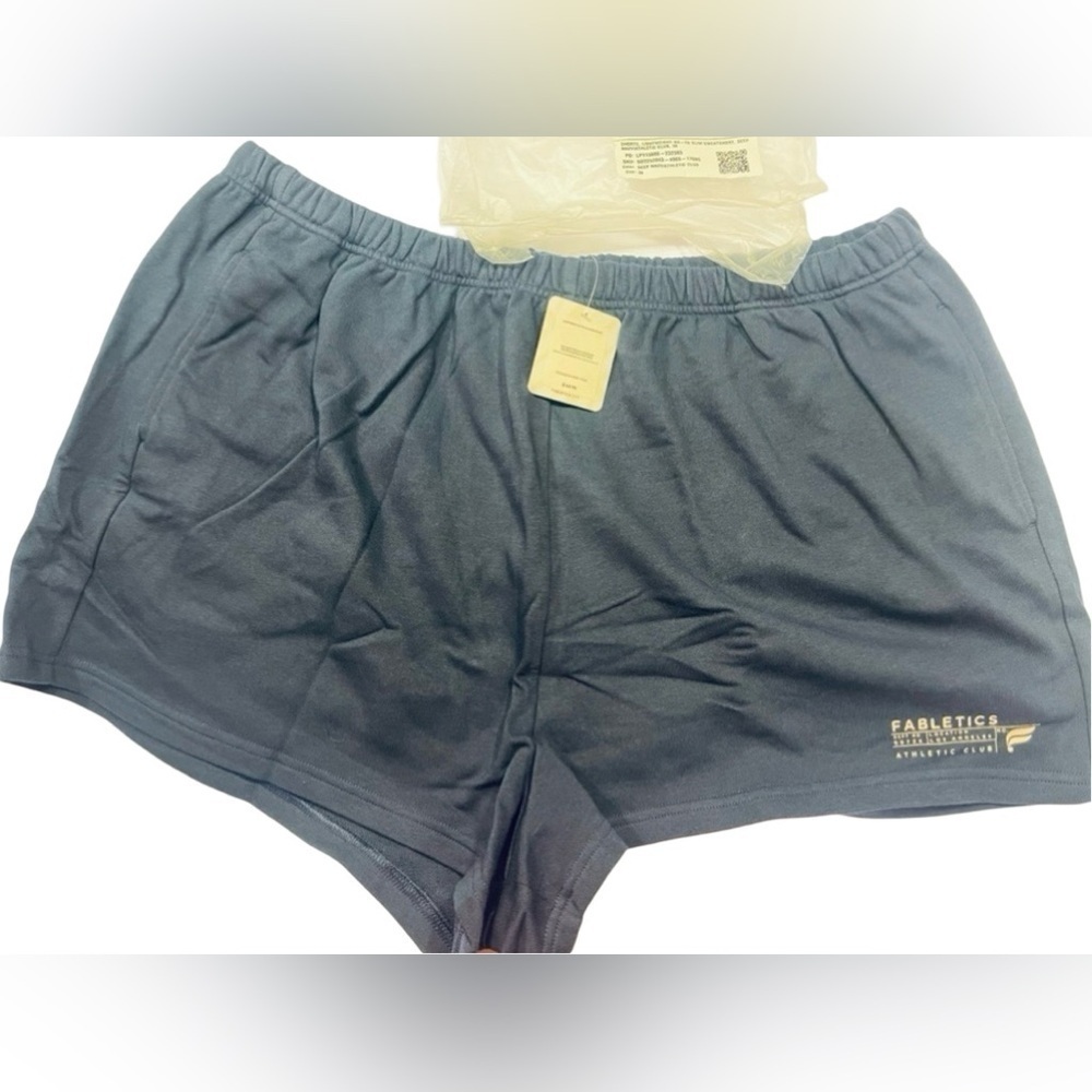 NWT Fabletics Lightweight Go-To Slim Sweatshort Deep Navy 3X